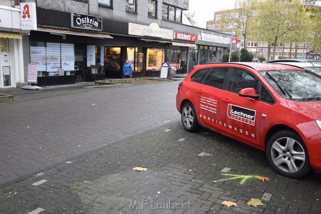 Schussabgaben Koeln Ostheim Frankfurterstr P12.JPG - Miklos Laubert